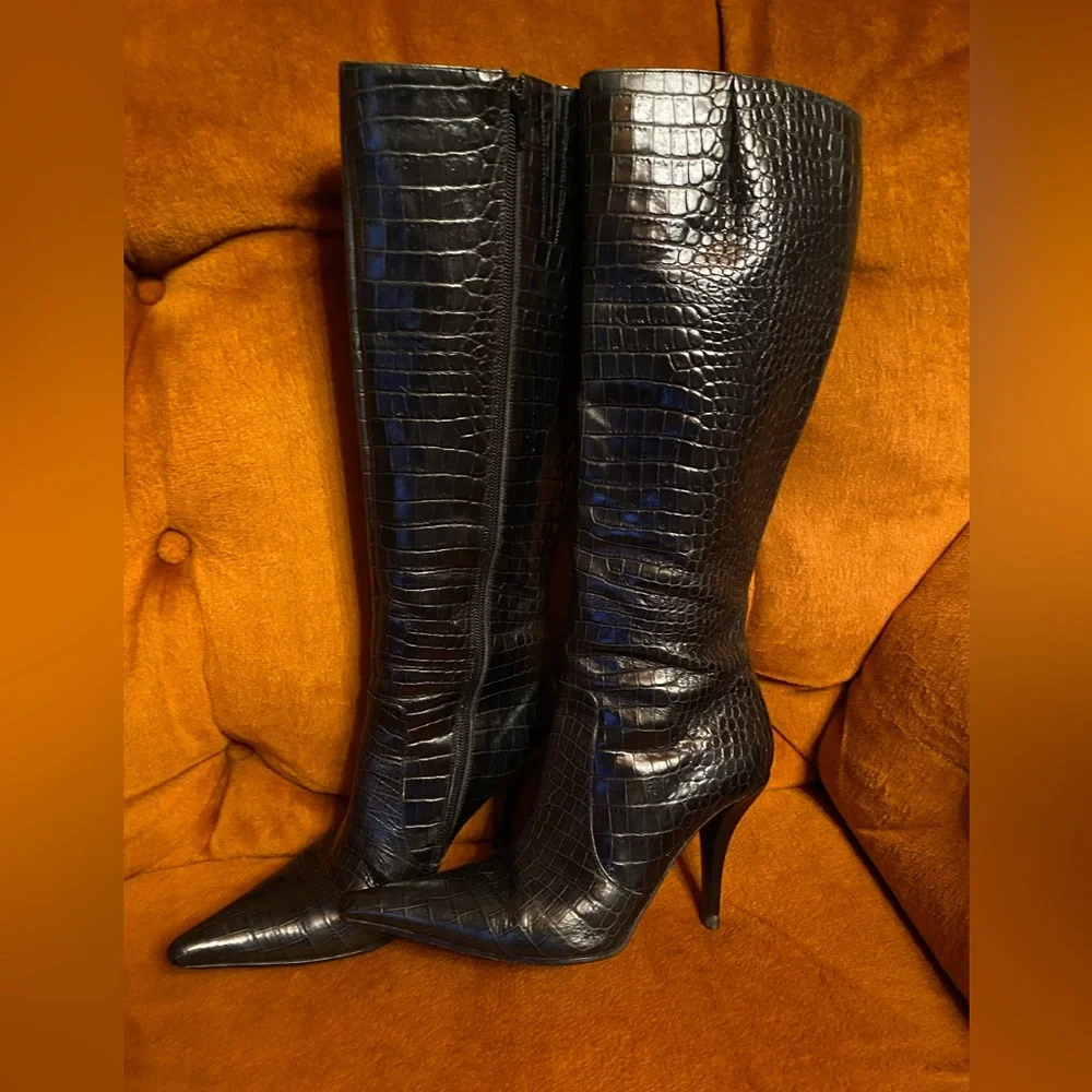 Designer ITALIAN crocodile print leather knee high boots
STILETTO pointy 7 - Picture 1 of 10
